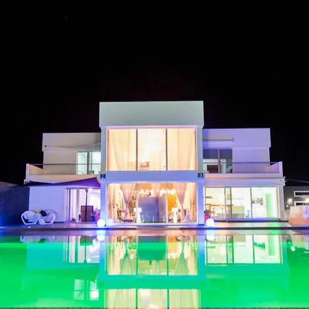 Rent Private 061 Villa Agia Napa