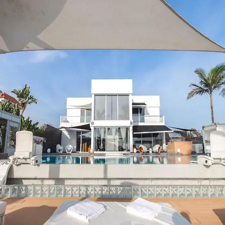 Villa Rent Private 061 *