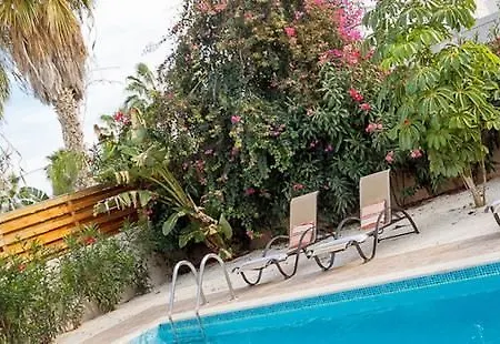 Rent Private 061 Βίλα
